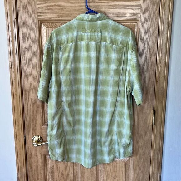 Duluth Trading Co Men's Armachillo Green Relaxed Fit Short Sleeve Shirt Large - Picture 3 of 4